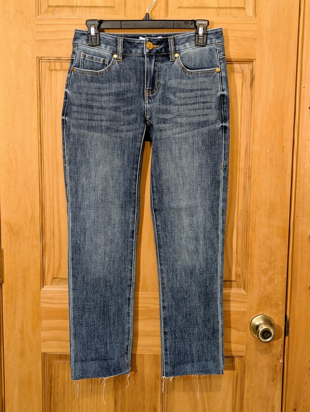 Cabi Harlow Jeans 6492 Straight Leg Stretch Denim Blue Boyfriend Raw Hem Sz 00